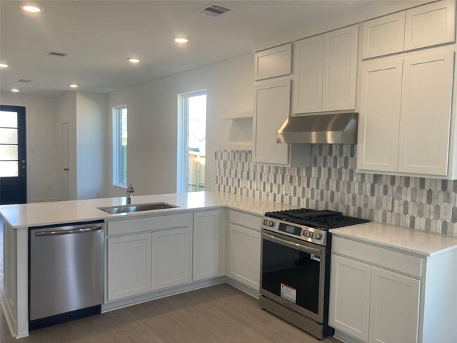 Building Photo - 9014 Marbled Duck Dr