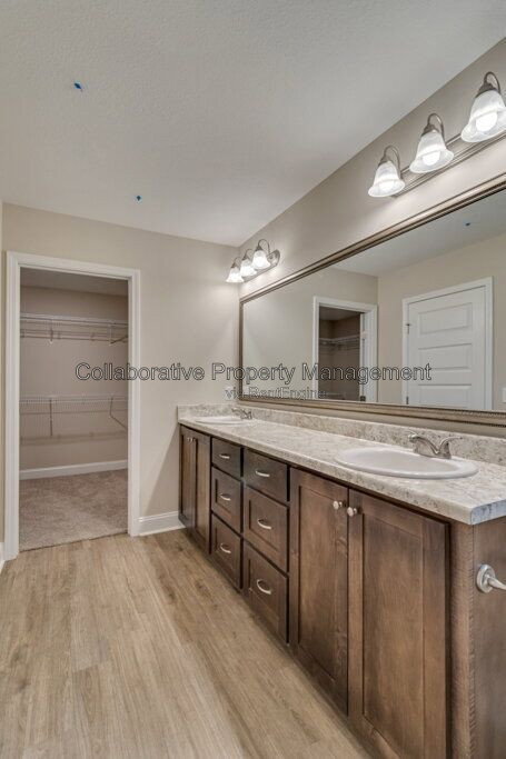 Building Photo - 338 Tallulah Bend