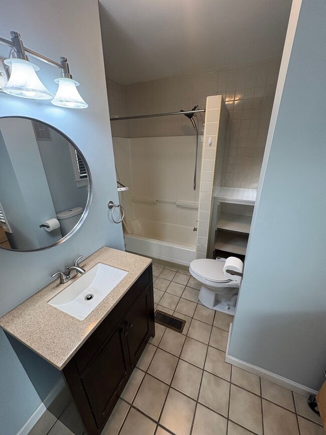 Building Photo - Beautiful 3 Bedroom on Susquehanna