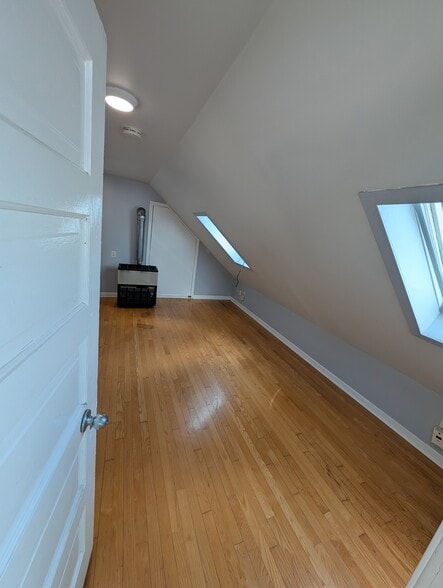 Building Photo - 2843 S Kildare Ave