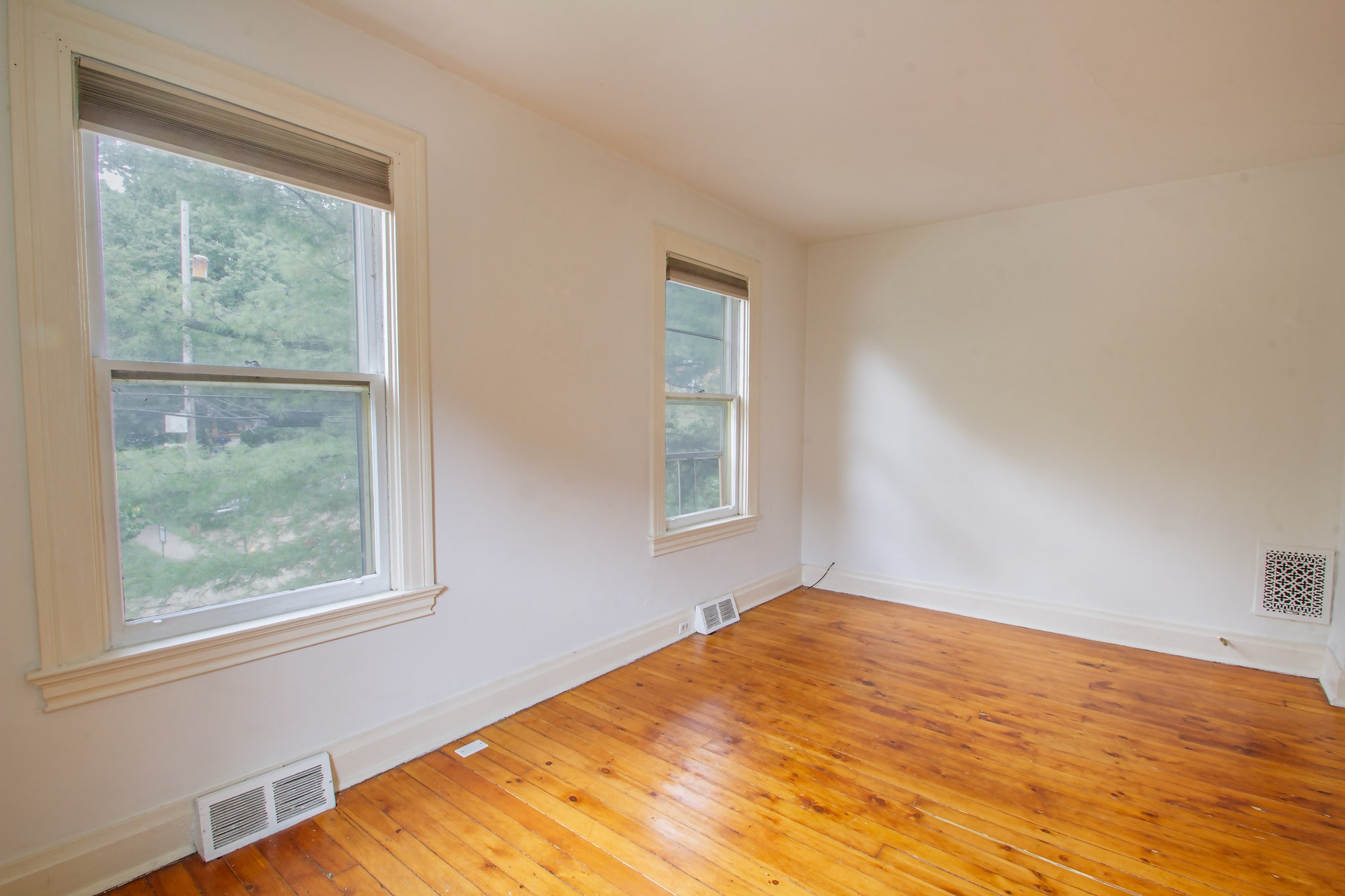 Building Photo - 426 Biddle Ave