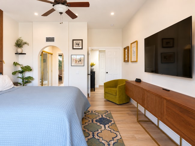Building Photo - Fully Furnished 3BR/3BA Designer Desert Retreat in La Quinta | 30+ Day Stays