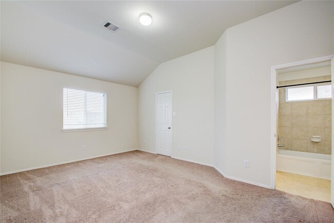 Building Photo - 1434 Daffodil Rd