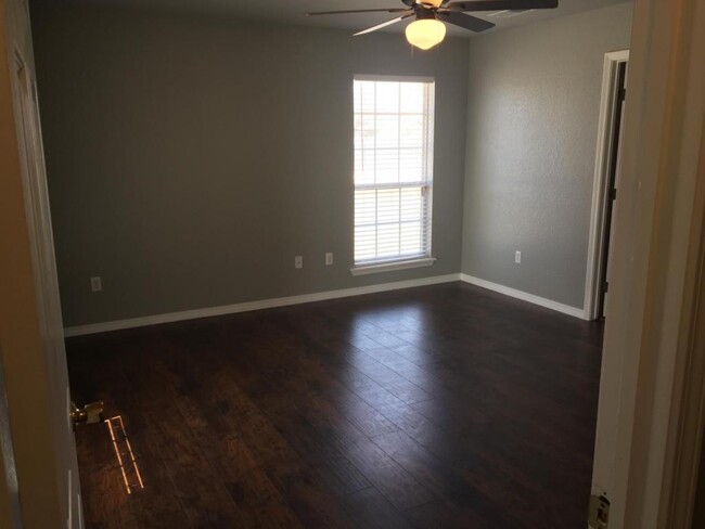 Building Photo - 6018 Estacado Ln