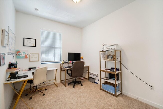 Building Photo - 1181 SW 7th Ct