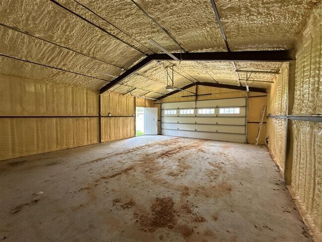 Building Photo - 13807 County Rd 220