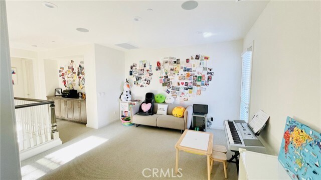 Building Photo - 358 Pinnacle Dr