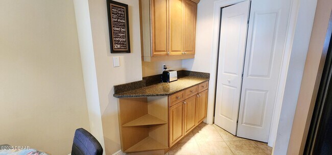 Building Photo - 2901 S Atlantic Ave