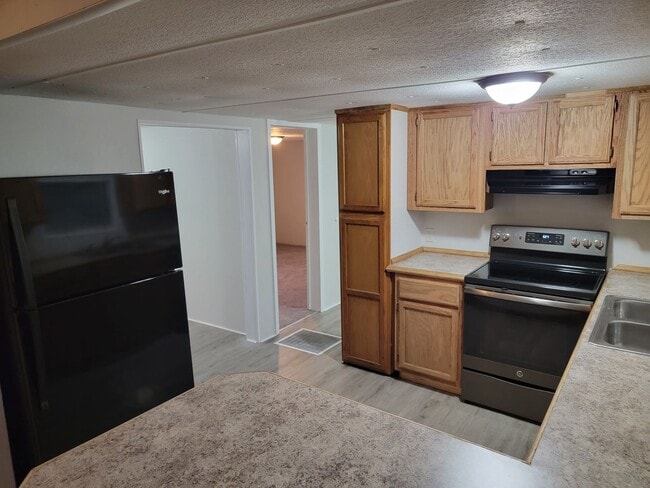 Building Photo - Lovely Home on Huge Fenced Yard in Lecanto!!!