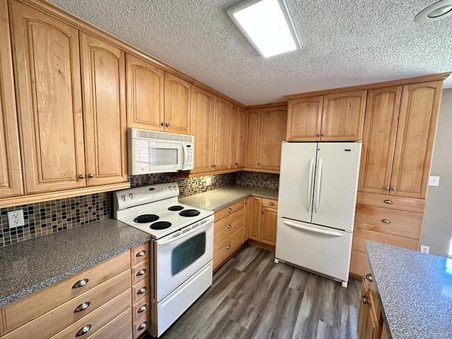 Building Photo - 7217 Montego Dr