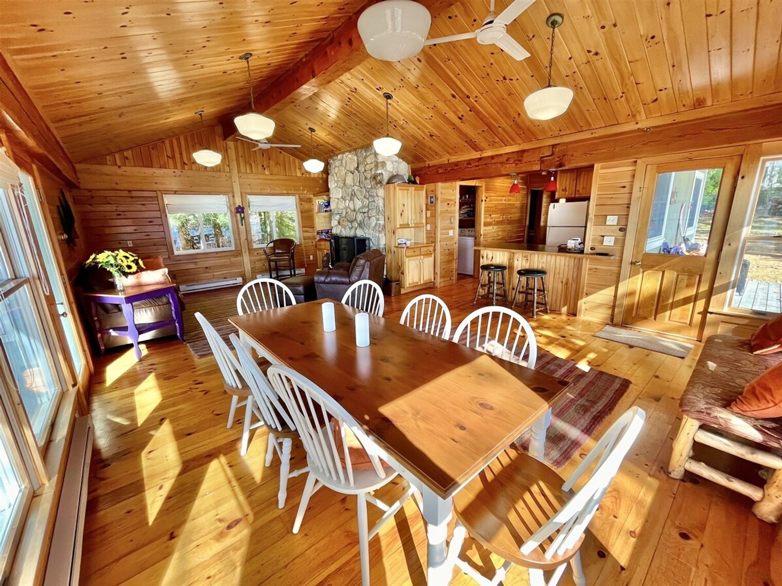 Building Photo - 11 Basswood Bay Rd