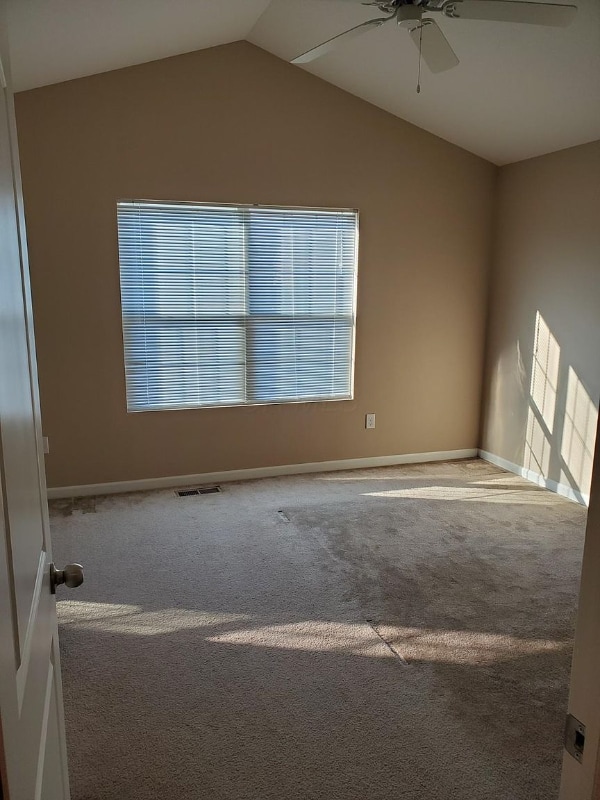 Building Photo - 98 Holly Hock Ln