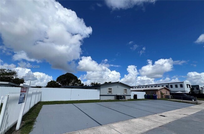 Building Photo - 19122 NW 36th Ave