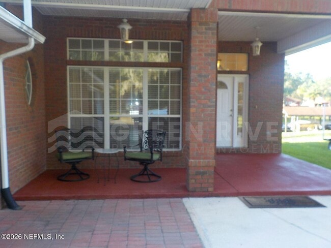 Building Photo - 1761 Oak Grove Dr S