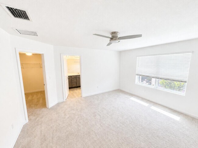 Building Photo - 4345 Pond Lily Ln