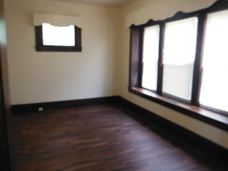 Building Photo - 1364 Stark Ave SW