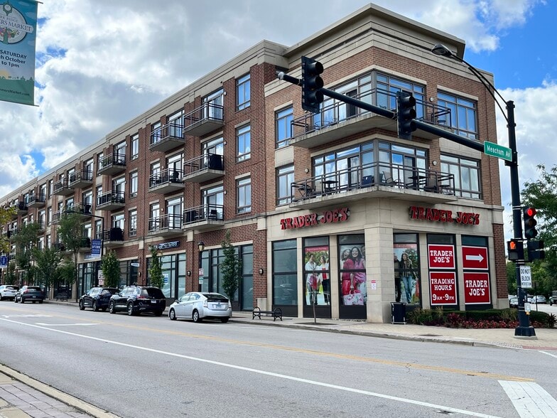 Primary Photo - 170 N Northwest Hwy