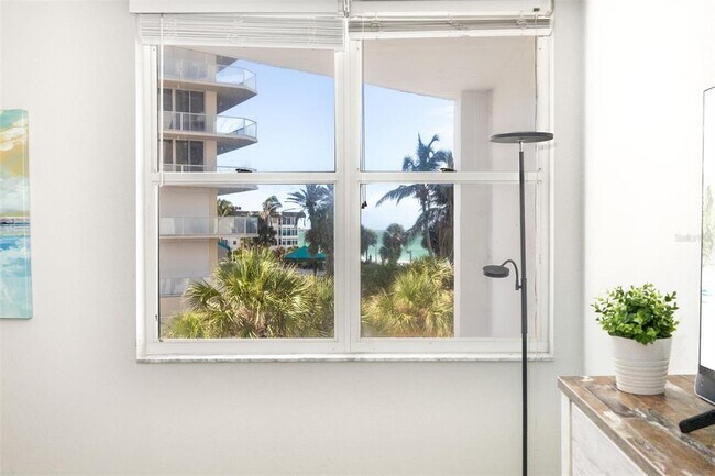 Building Photo - 1770 Benjamin Franklin Dr