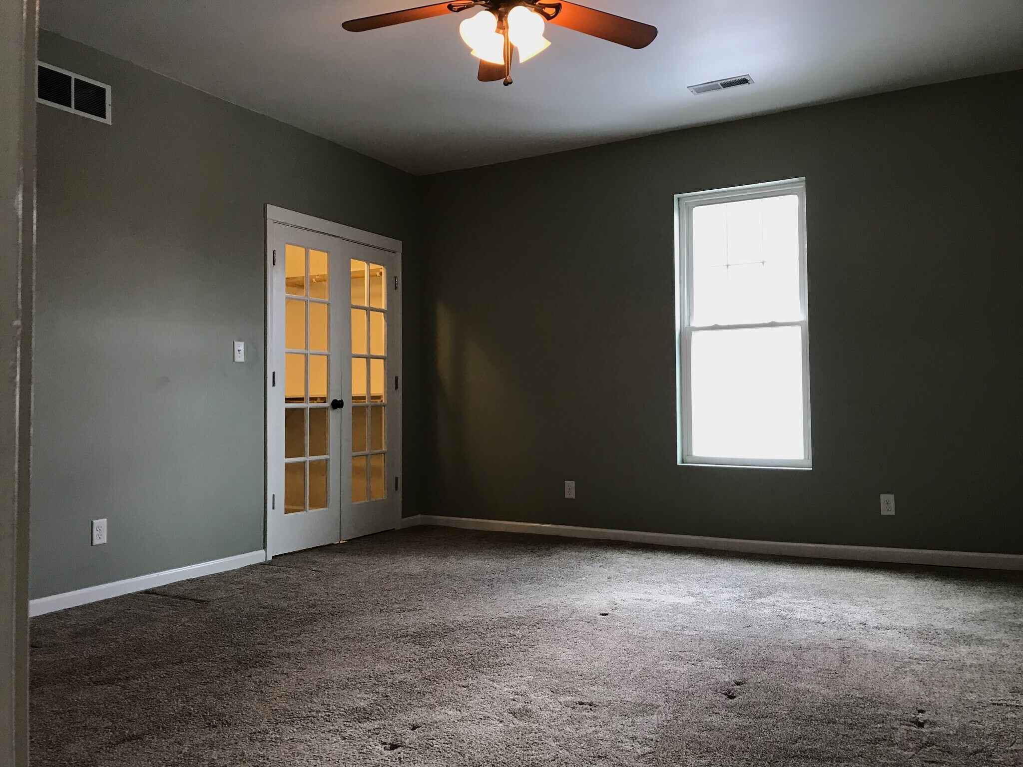 Building Photo - 801 S 4th St