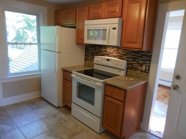 Primary Photo - 11 W Green St