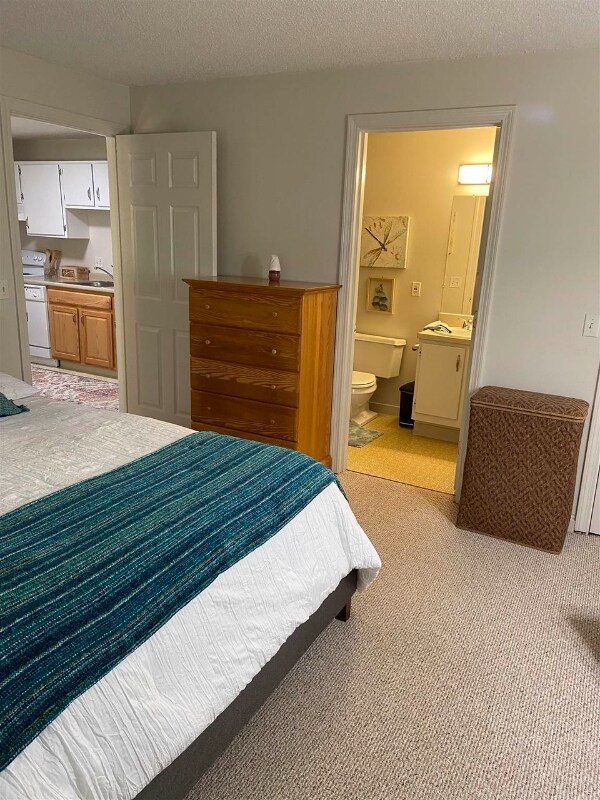 Building Photo - 11 St James Pl