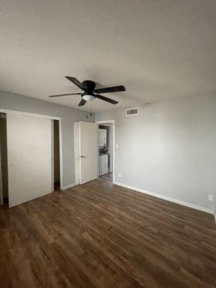 Building Photo - 5115 N 22nd Ave