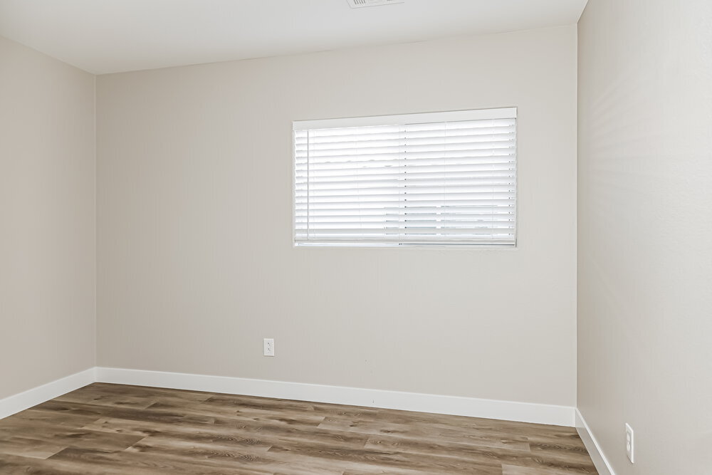 Building Photo - 318 Silverado Pines Ave