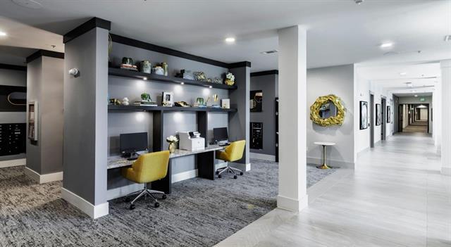 Building Photo - 4925 Scott Rd