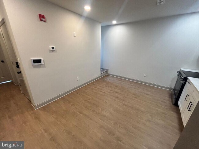 Building Photo - 3747 N 15th St