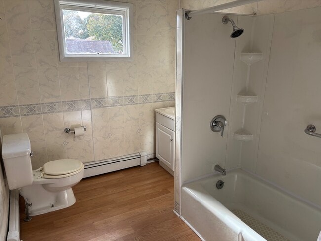 Building Photo - 1308 17th Ave