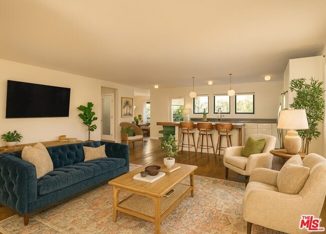 Building Photo - 2287 Glendale Blvd