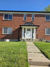 Building Photo - 829 Uhrig Ave