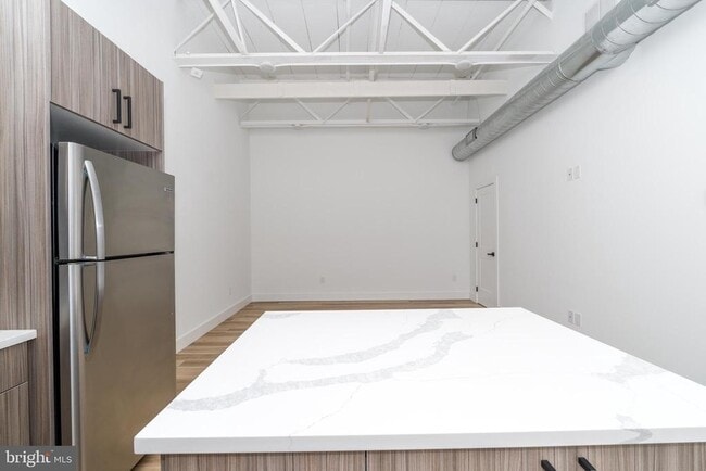 Building Photo - 2700 E Auburn St