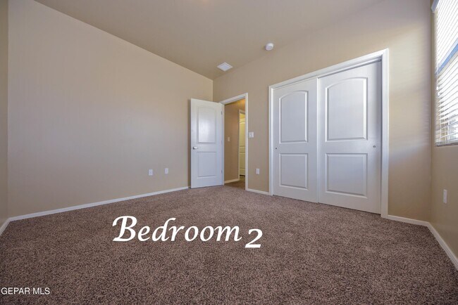 Building Photo - 270 Silver Hill