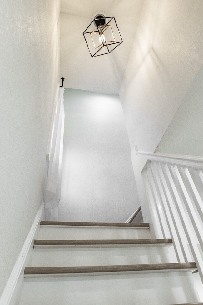 Building Photo - Stunning Remodeled Patio Home in Baker – 3...