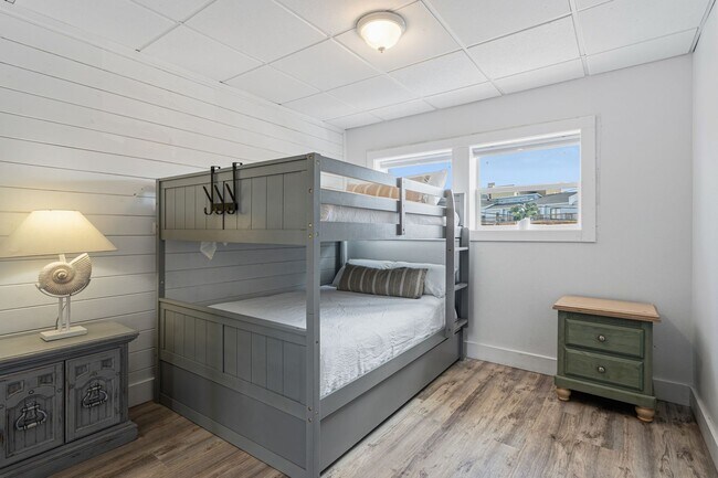 Building Photo - 334 Bluefish Dr