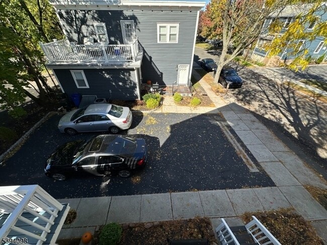 Building Photo - 88 Bay St