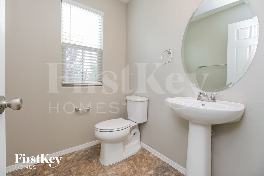 Building Photo - 9595 Harvest Rd