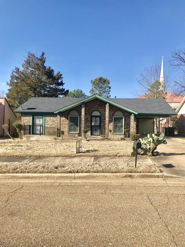 Building Photo - Available For Immediate Move In 38118