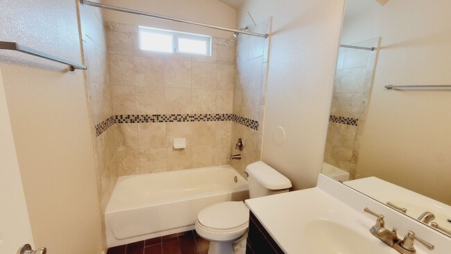 Building Photo - 7453 Eagle Vista Dr