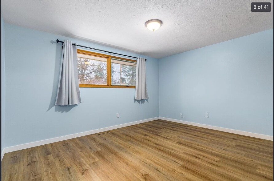 Building Photo - 606 E 35th Ave