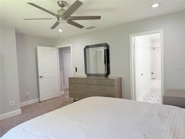 Building Photo - 4312 Silver Falls Dr