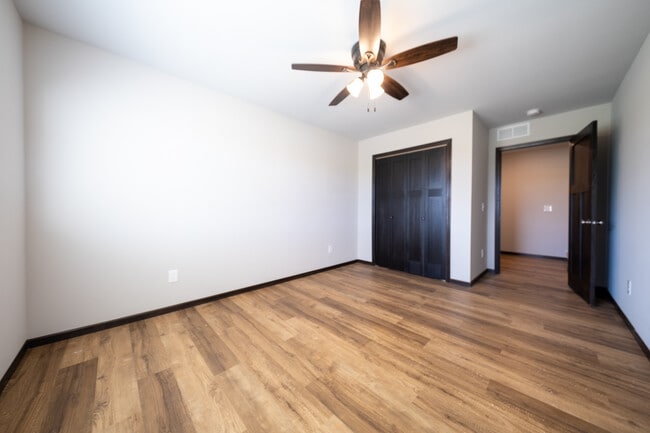 Building Photo - 669 4th Cir Dr SW