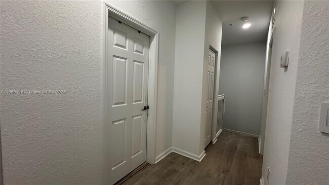 Building Photo - 11605 NW 89th St