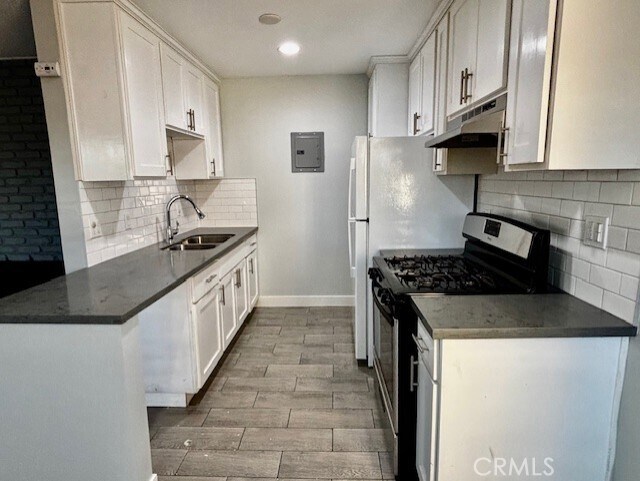 Building Photo - 17102 Emerald Ln