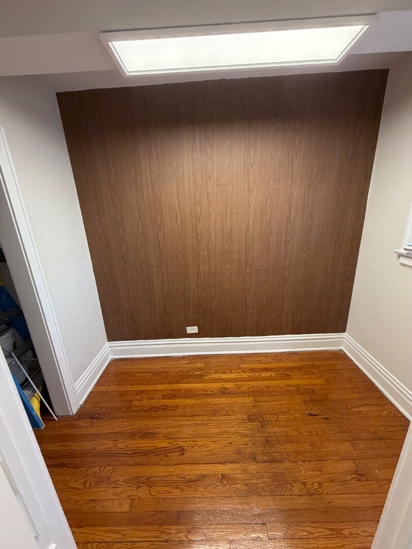 Building Photo - Charming 1 Bedroom ni CWE *1st Floor unit