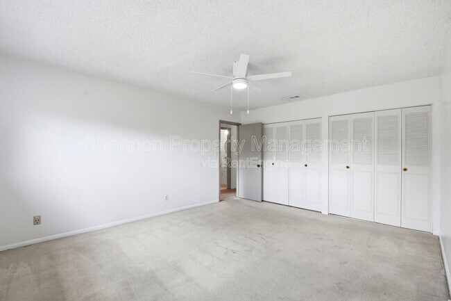 Building Photo - 2275 Triway Ln