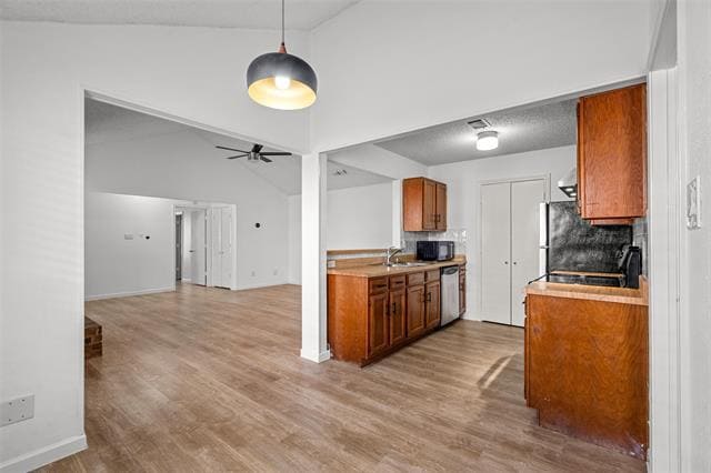 Building Photo - 2302 Carol Good Ln