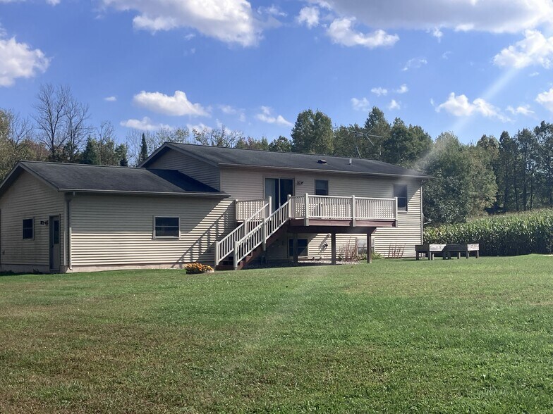 Back Yard - N5223 Tamarack Ln