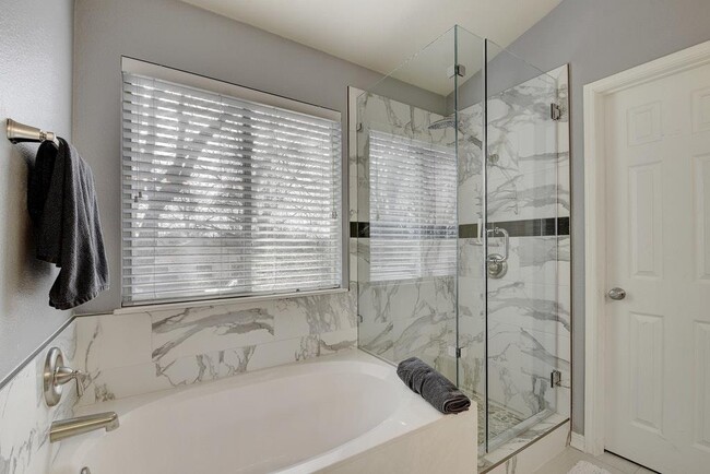 Building Photo - 5500 Steven Creek Way